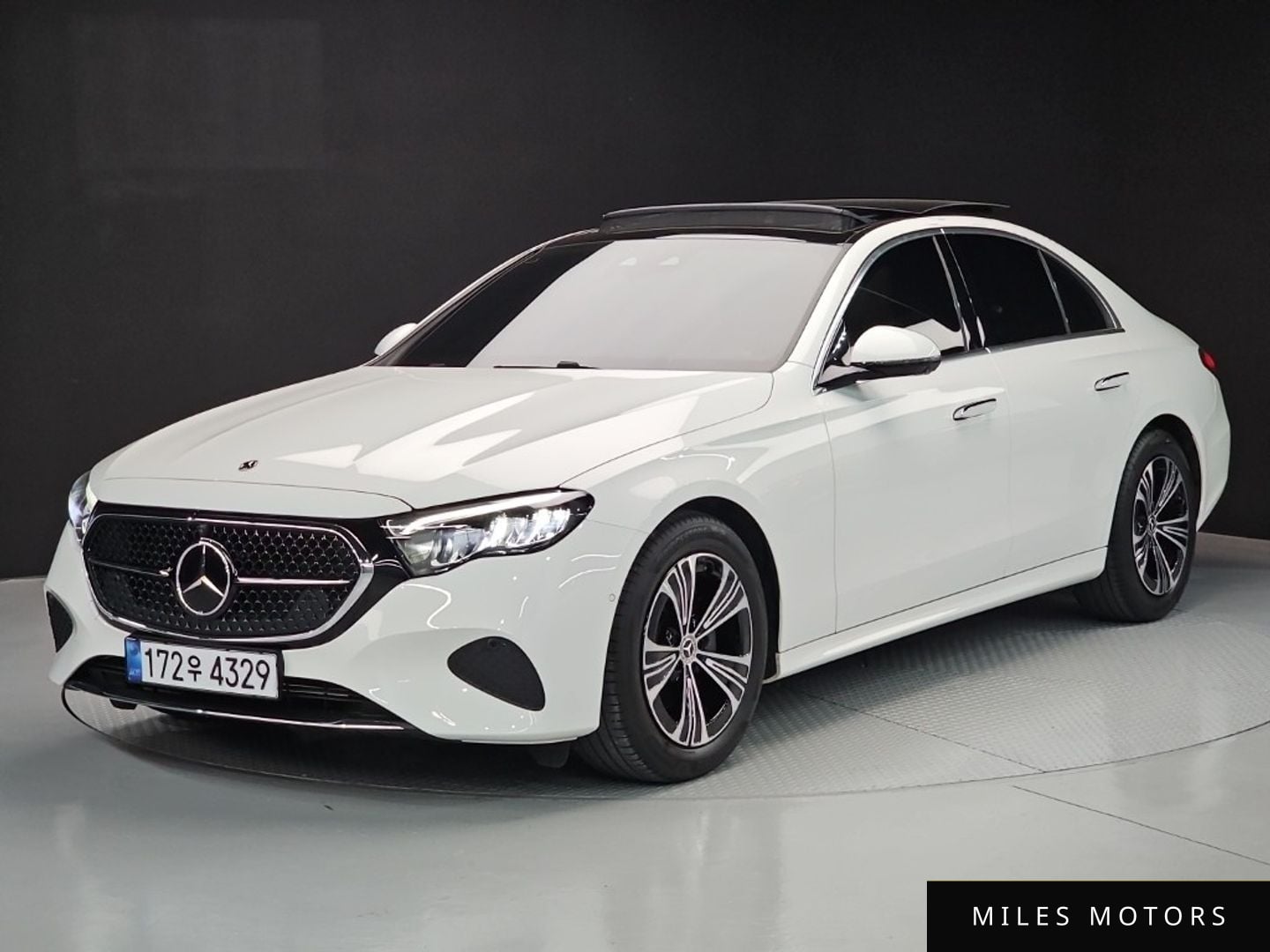 Mercedes-Benz E-Class W214 2025 — миниатюра 2