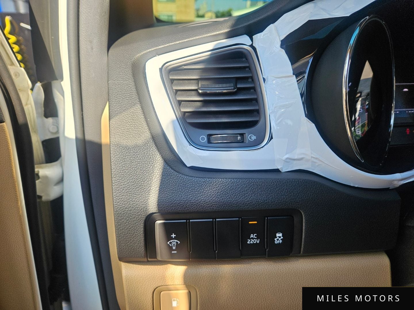 Kia Canival 2017 — миниатюра 7
