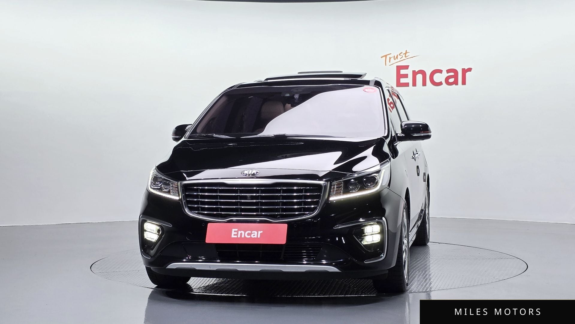 Kia Canival 2020 — миниатюра 3