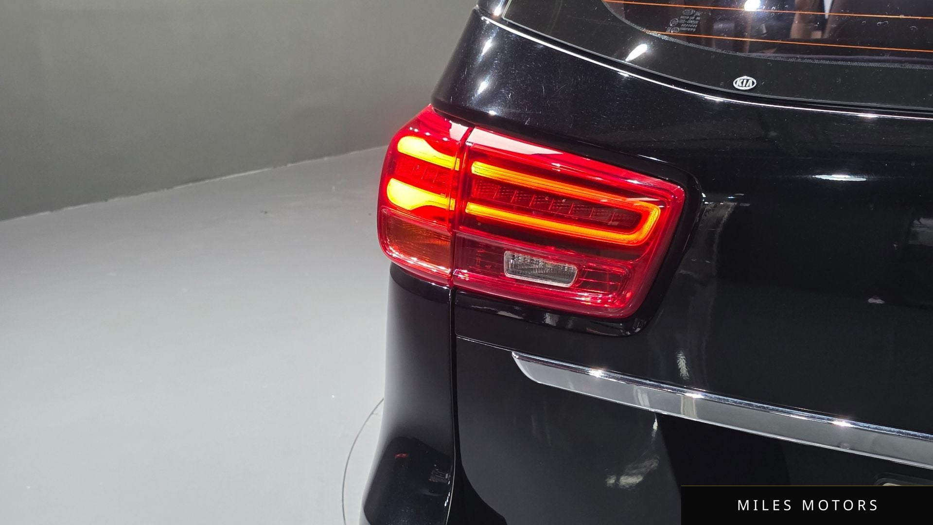 Kia Canival 2020 — миниатюра 9