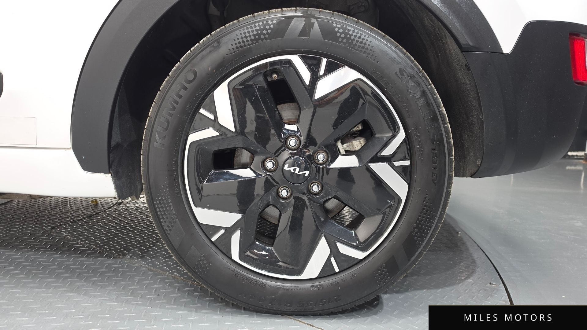 Kia Niro 2023 — миниатюра 7