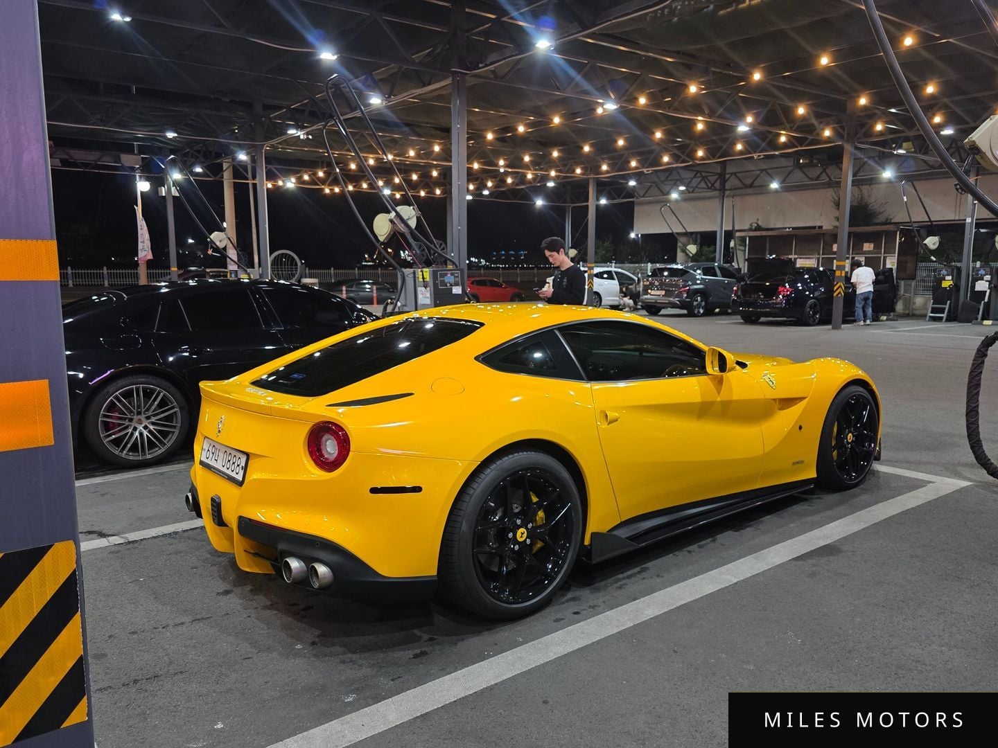 Ferrari F12 Berlinetta 2016 — миниатюра 6