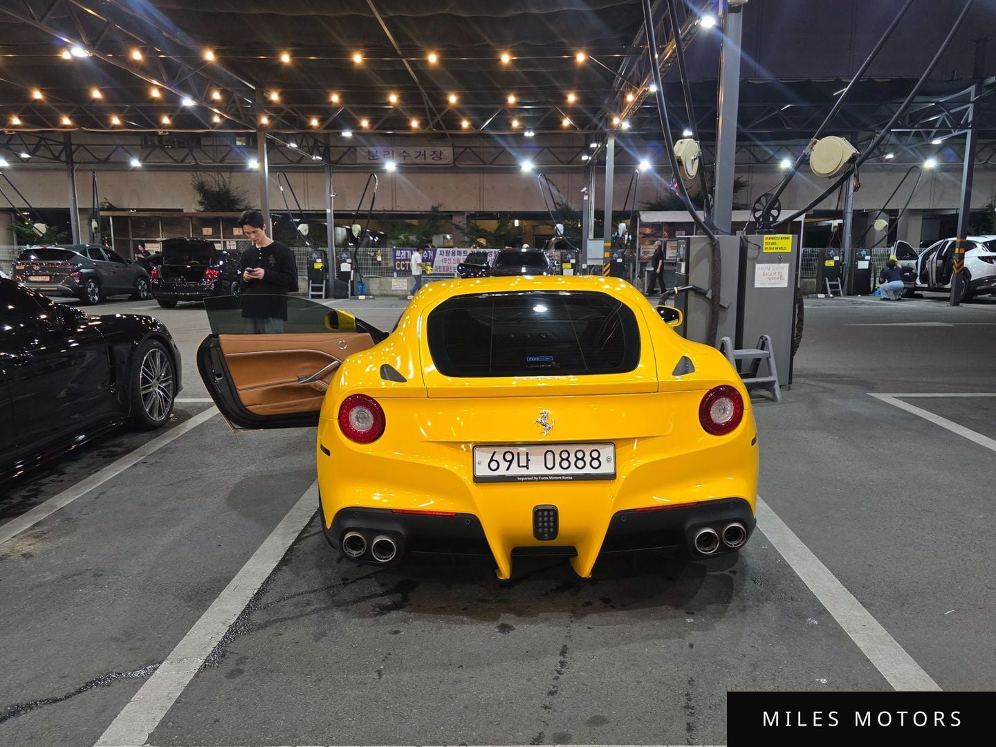Ferrari F12 Berlinetta 2016 — миниатюра 7