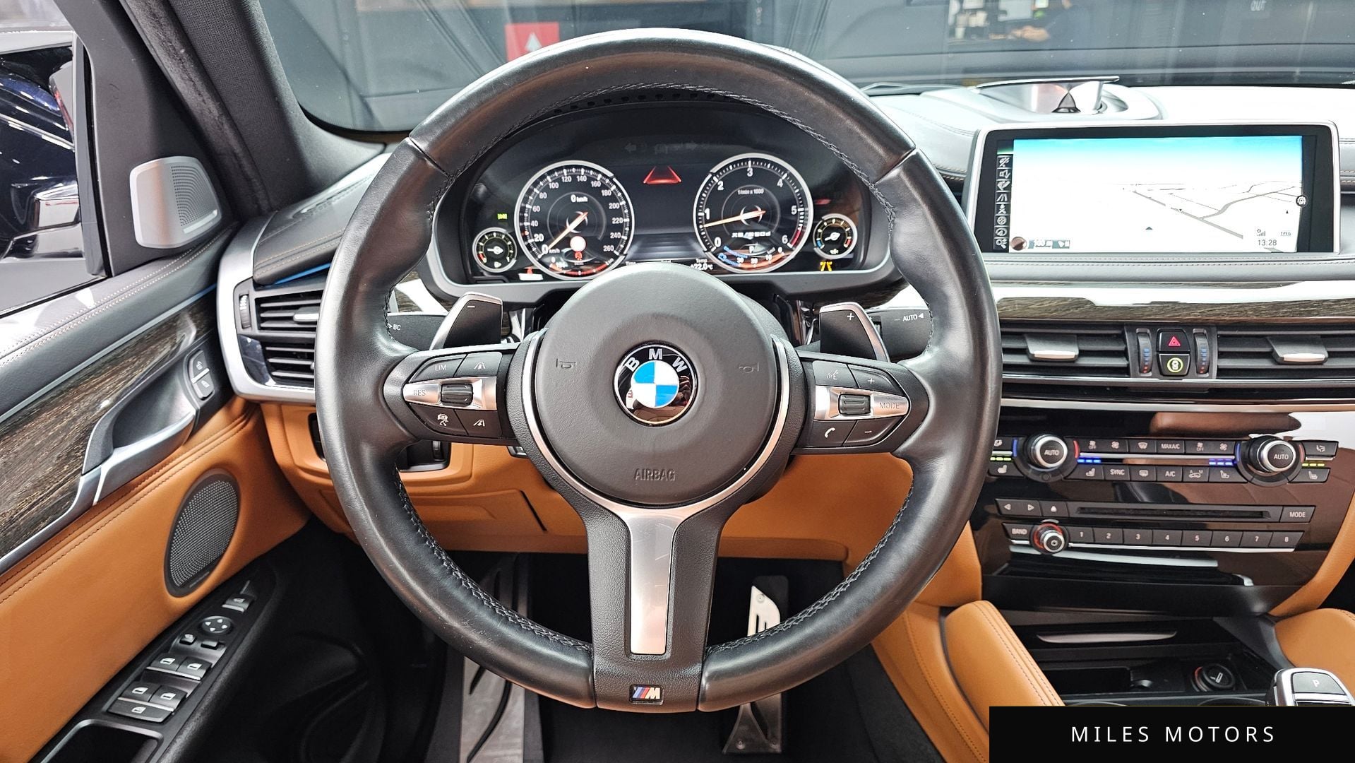 BMW X6 (F16) 2016 — миниатюра 11