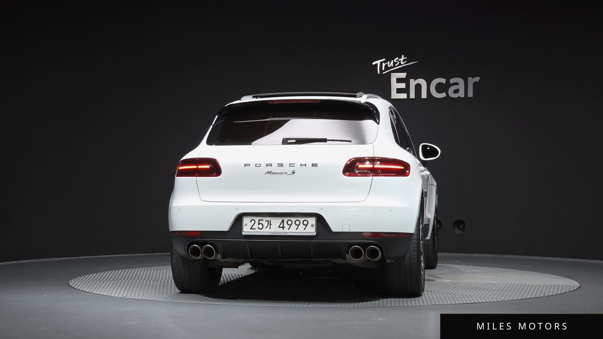 Porsche Macan 2017 — миниатюра 4
