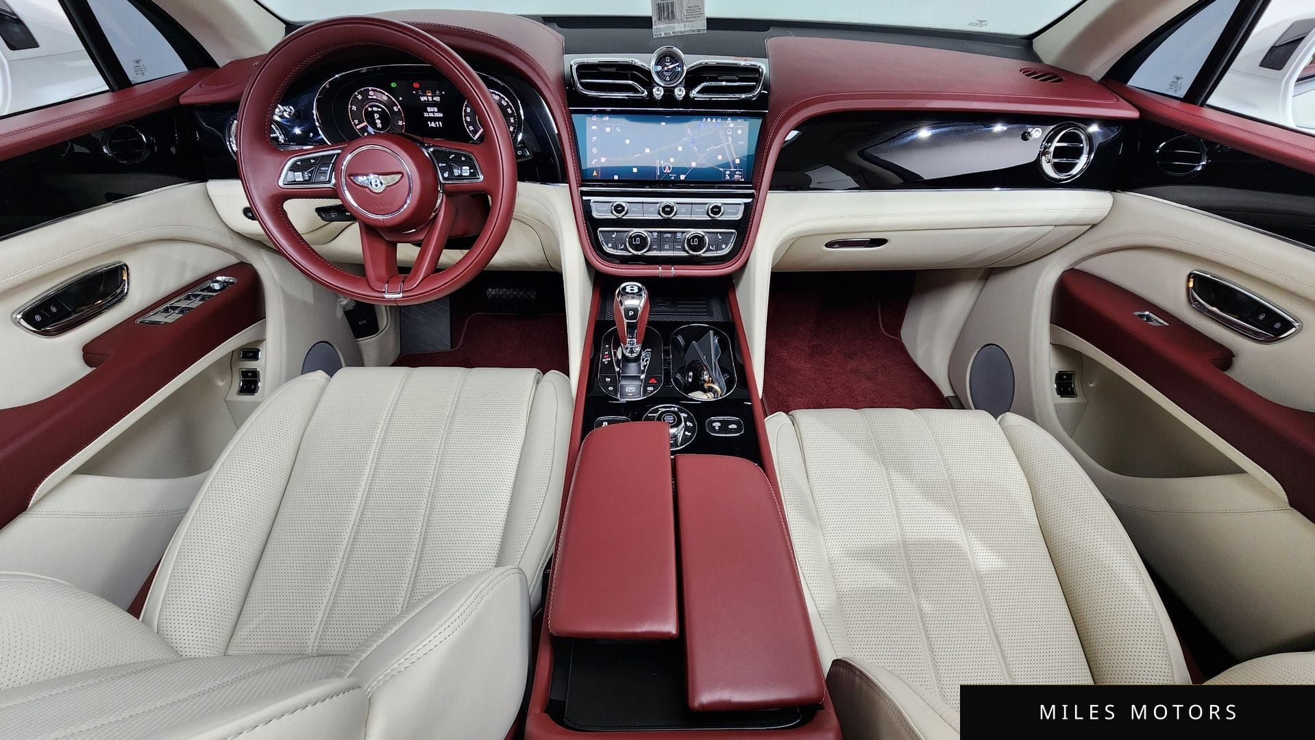 Bentley Bentayga 2024 — миниатюра 10
