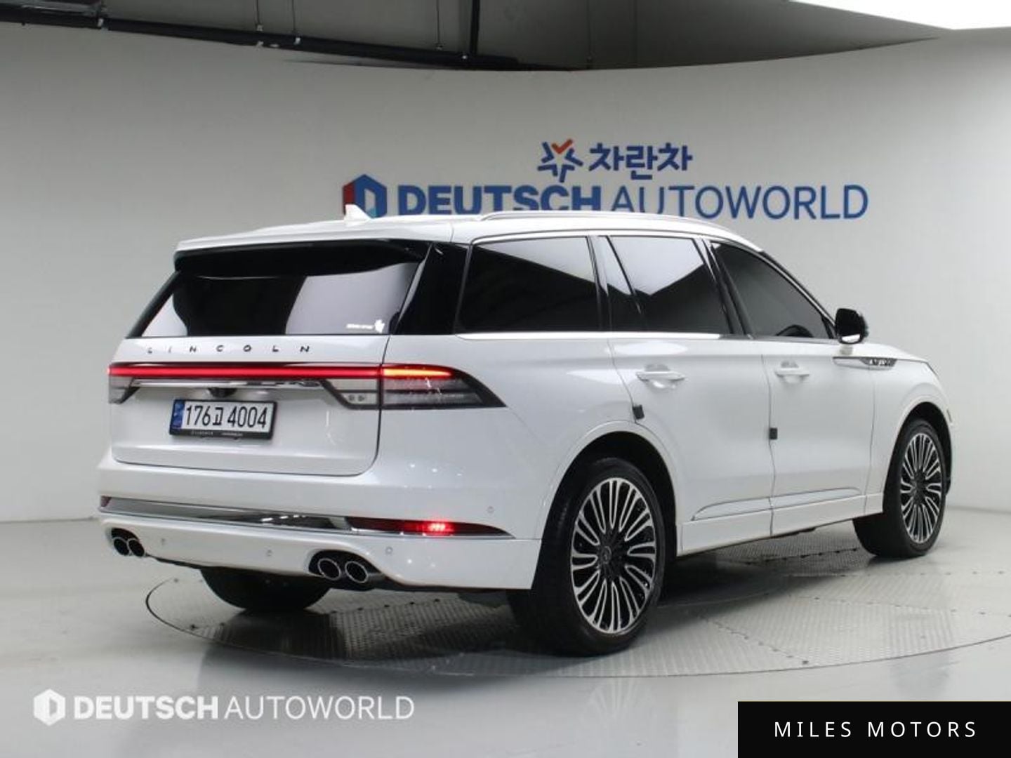 Lincoln Aviator 2023 — миниатюра 2