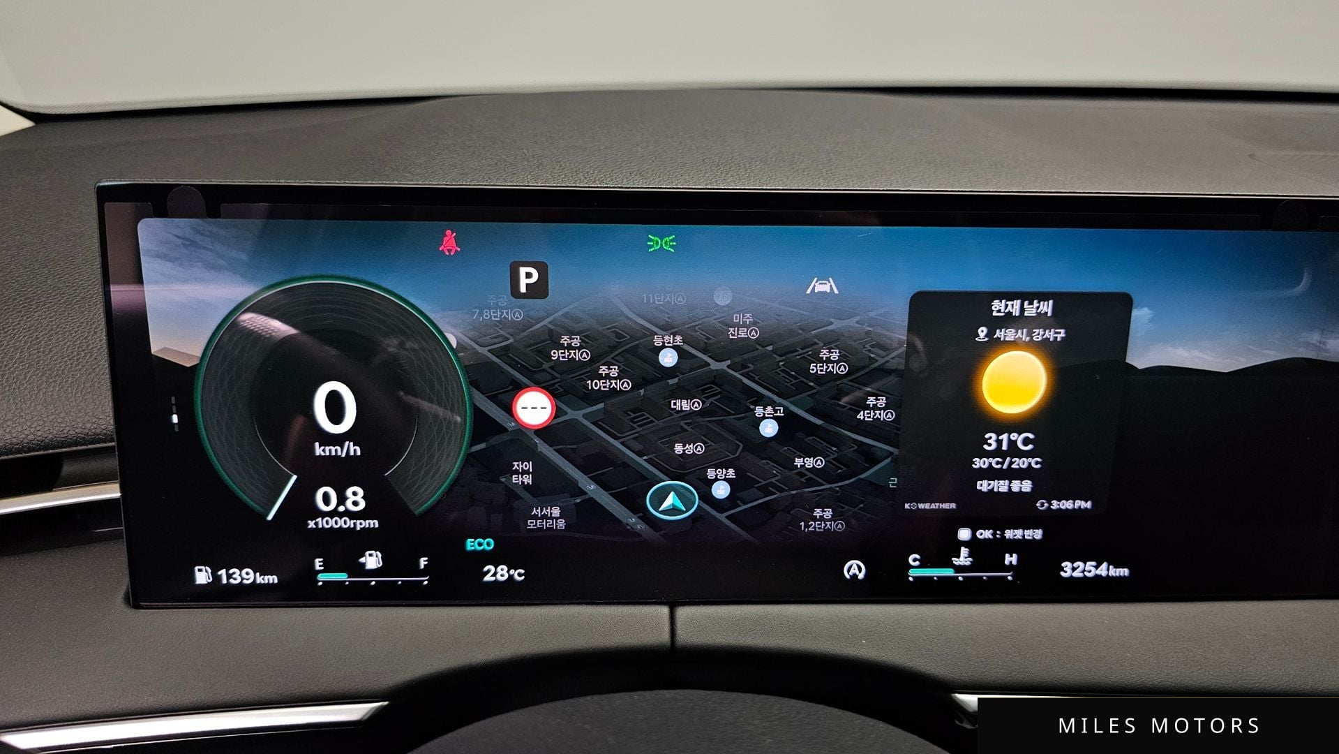 Genesis GV70 2025 — миниатюра 10