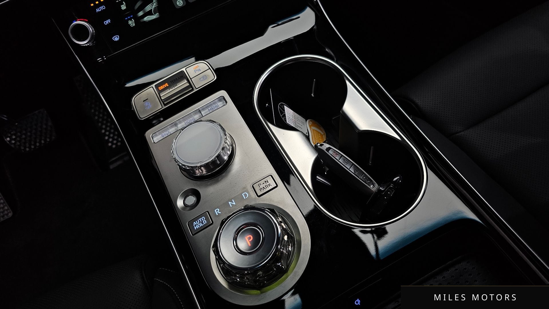 Genesis GV70 2025 — миниатюра 11