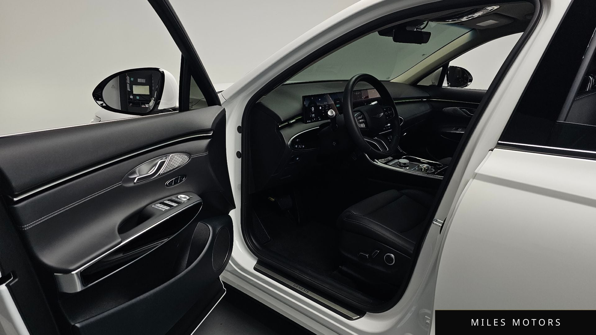 Genesis GV70 2025 — миниатюра 12