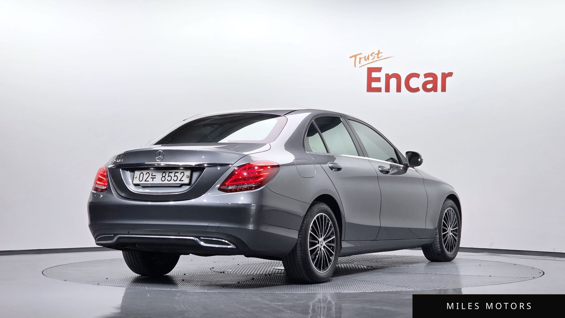 Mercedes-Benz C-Class W205 2018 — фото 1 из 12