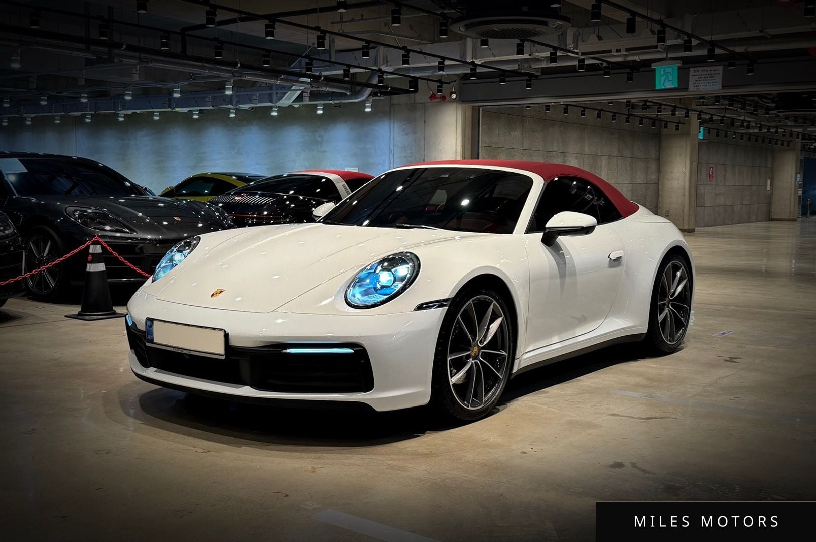 Porsche 911 (992) 2021 — миниатюра 2