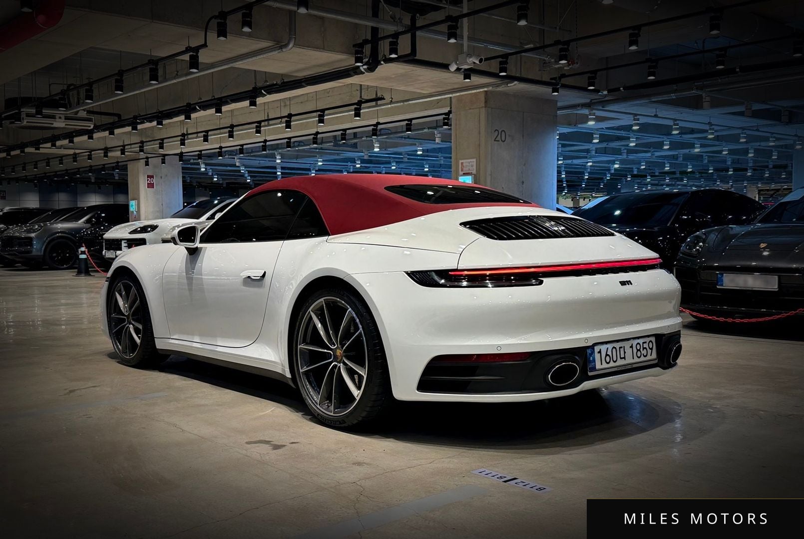 Porsche 911 (992) 2021 — миниатюра 5