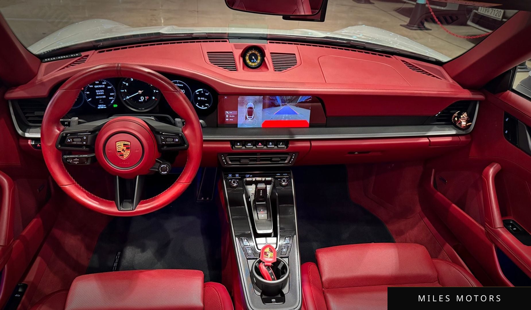 Porsche 911 (992) 2021 — миниатюра 8