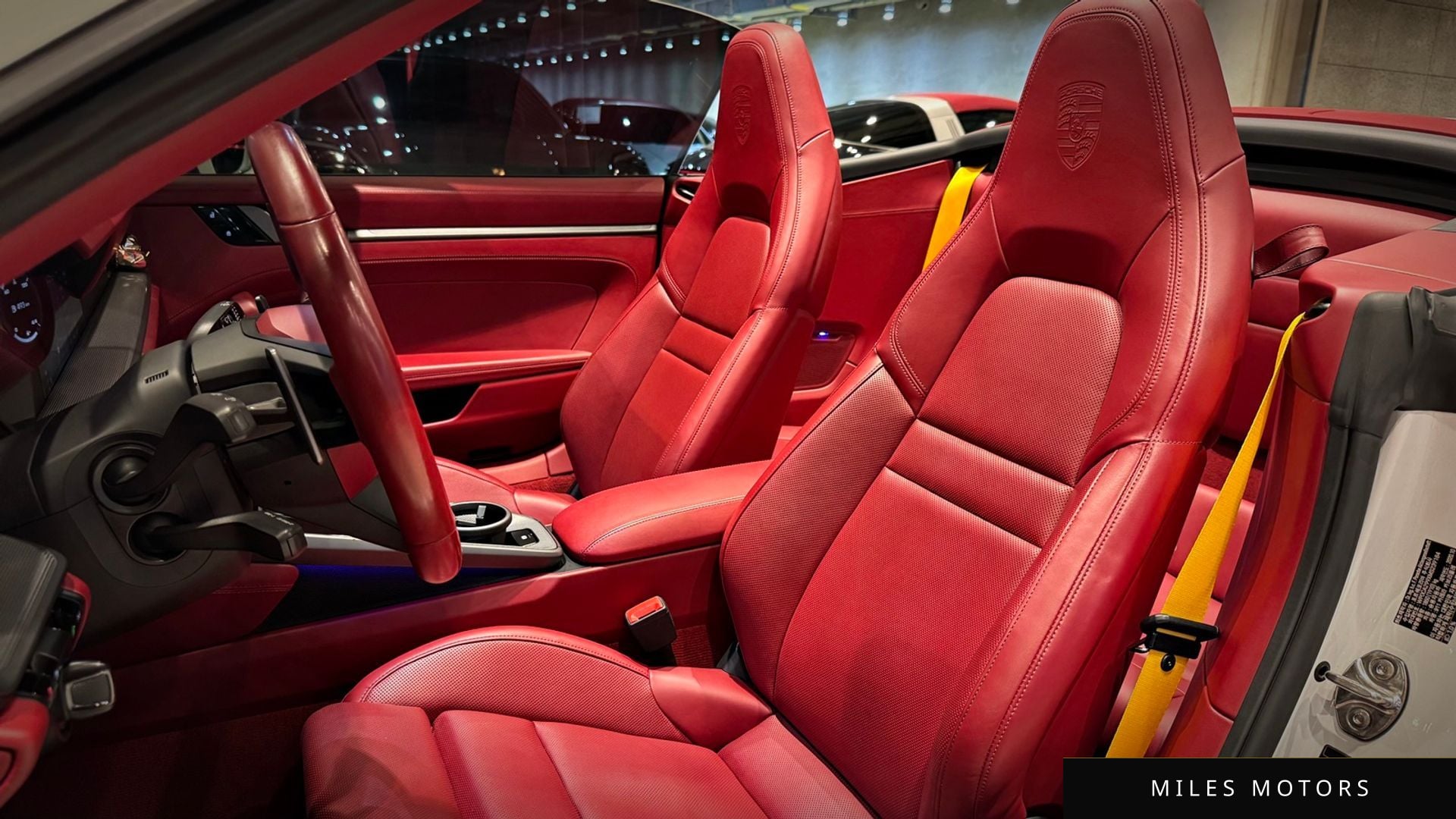 Porsche 911 (992) 2021 — миниатюра 10