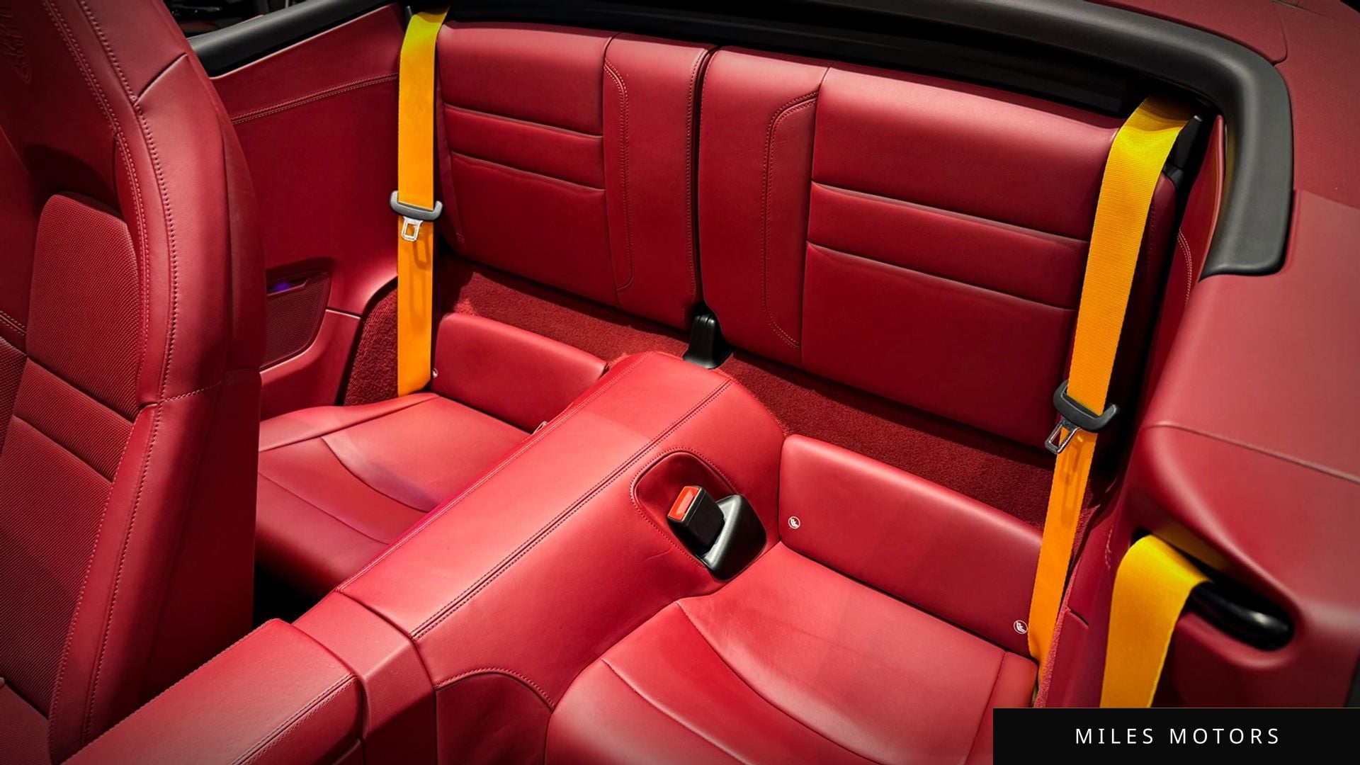 Porsche 911 (992) 2021 — миниатюра 12