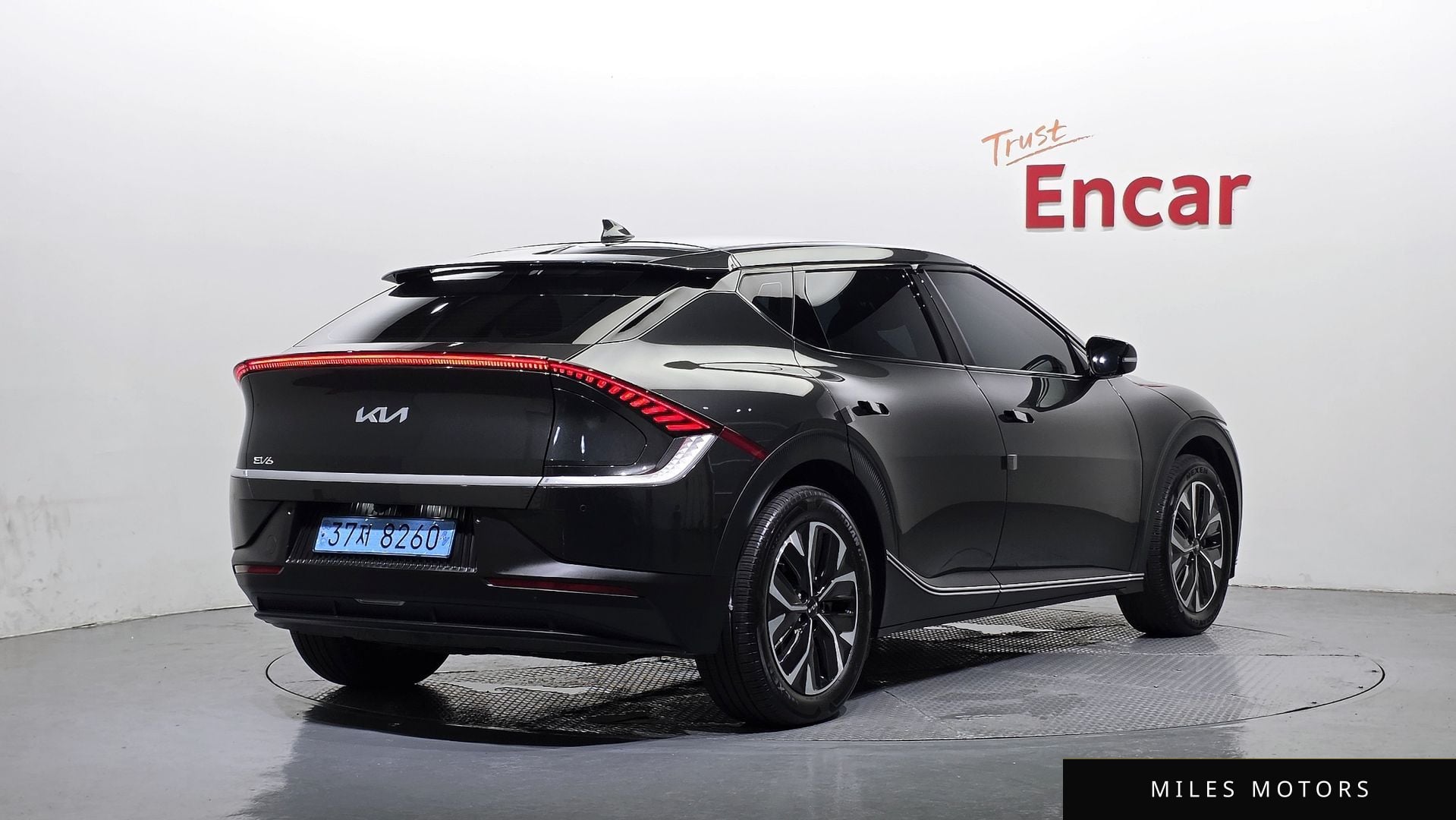Kia EV6 2022 — миниатюра 2