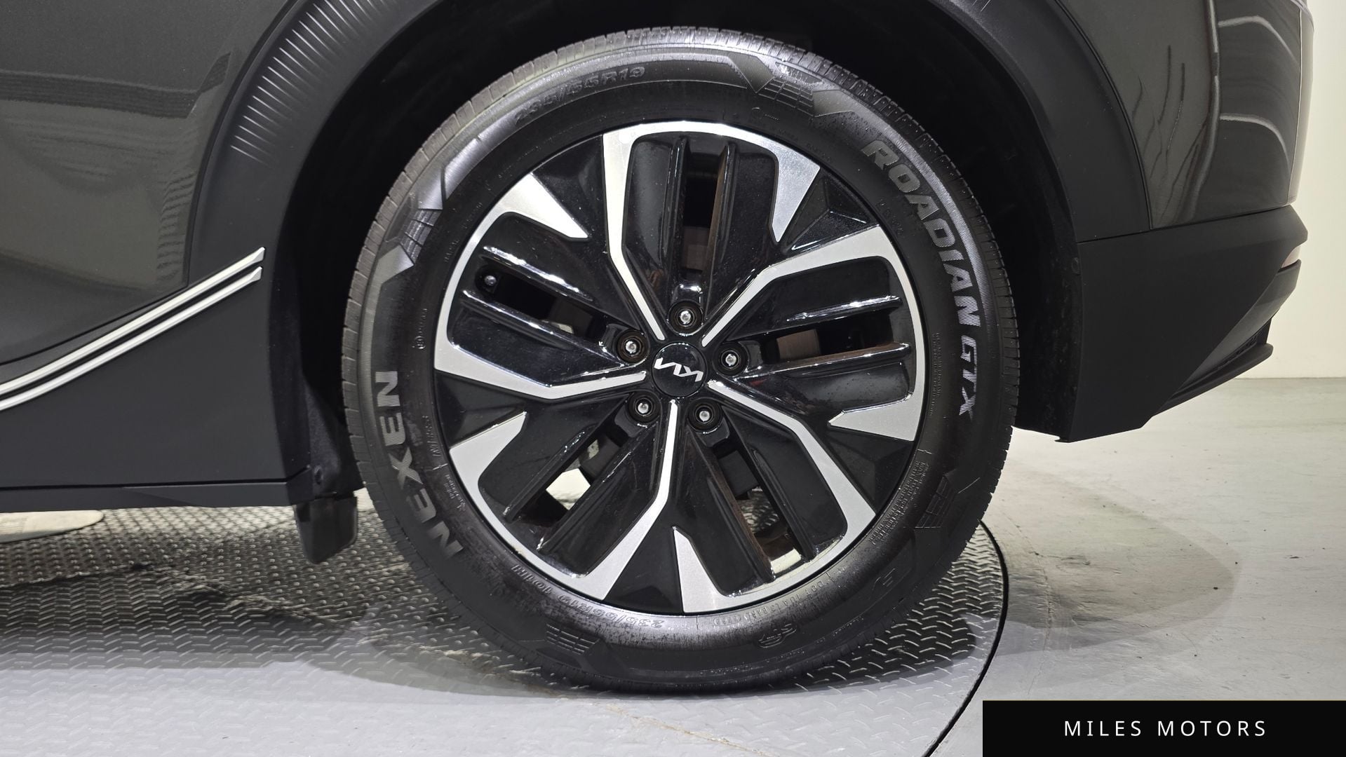 Kia EV6 2022 — миниатюра 7