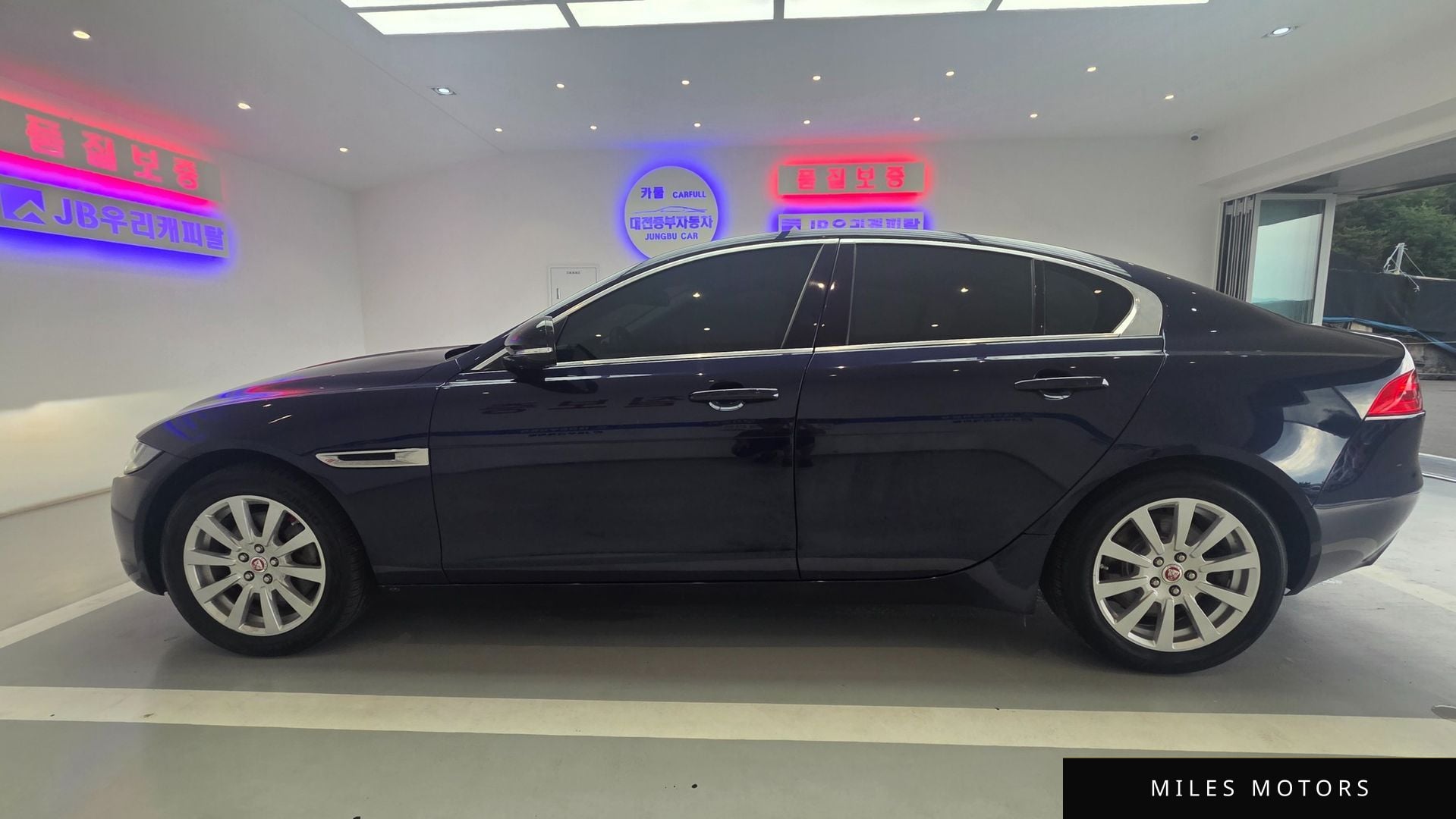 Jaguar XE 2017 — миниатюра 4