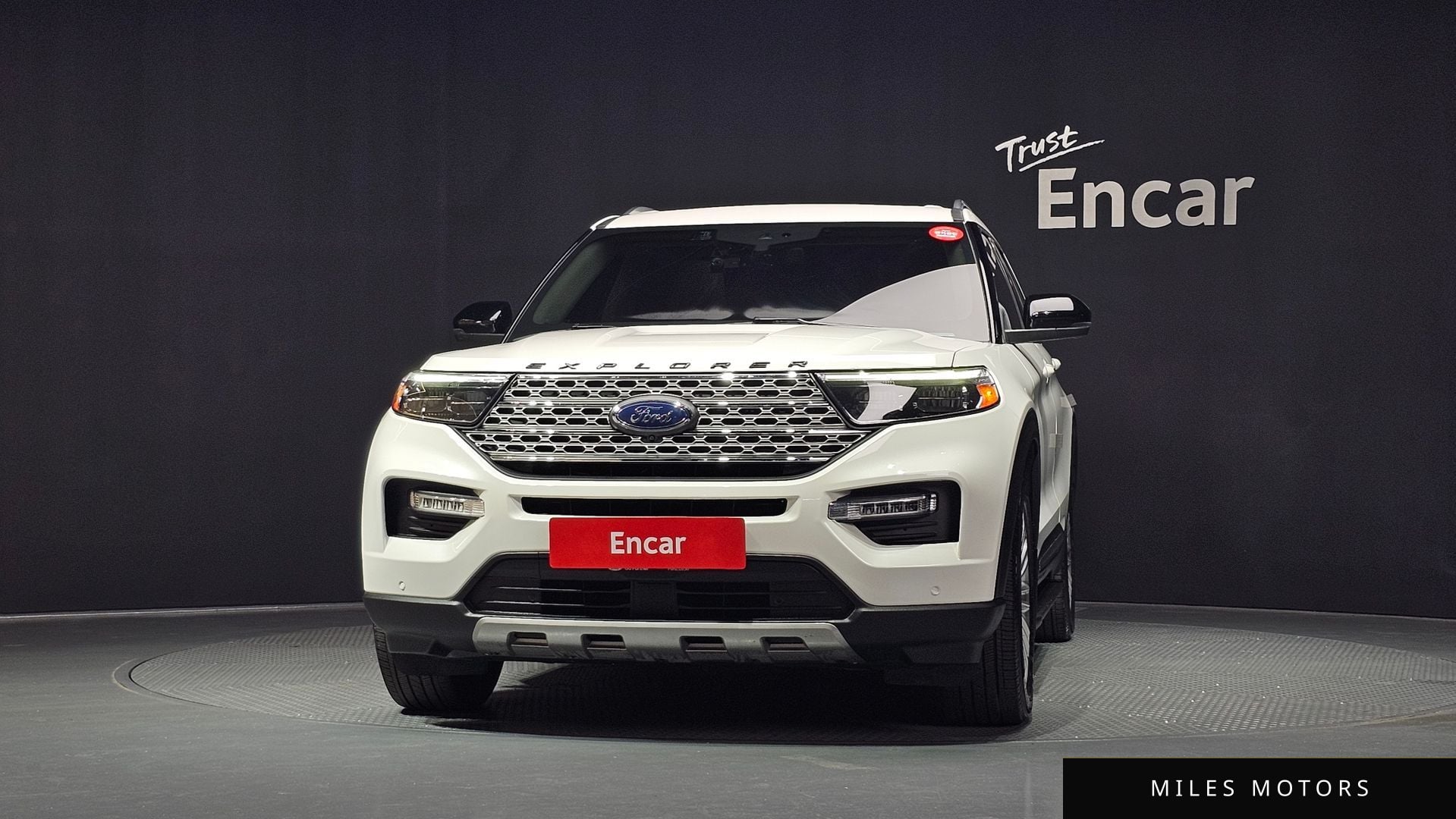 Ford Explorer 2021 — миниатюра 3