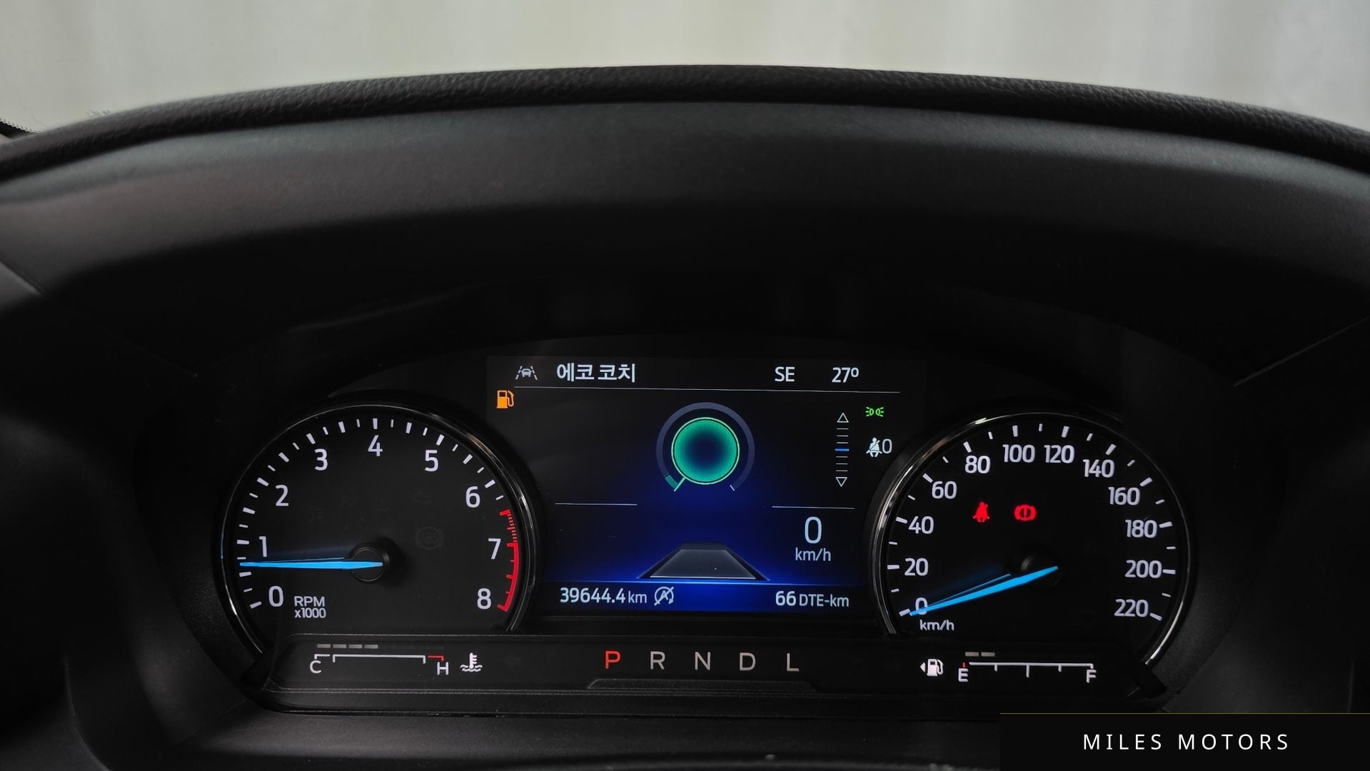 Ford Explorer 2021 — миниатюра 11