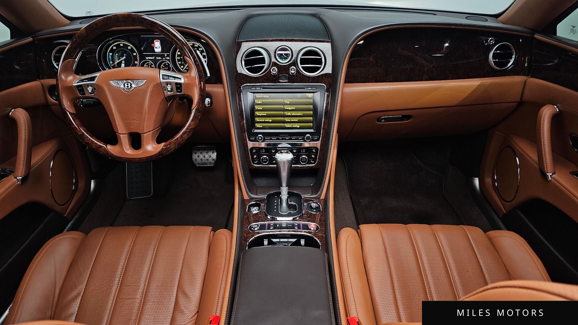 Bentley Flying Spur 2016 — миниатюра 7