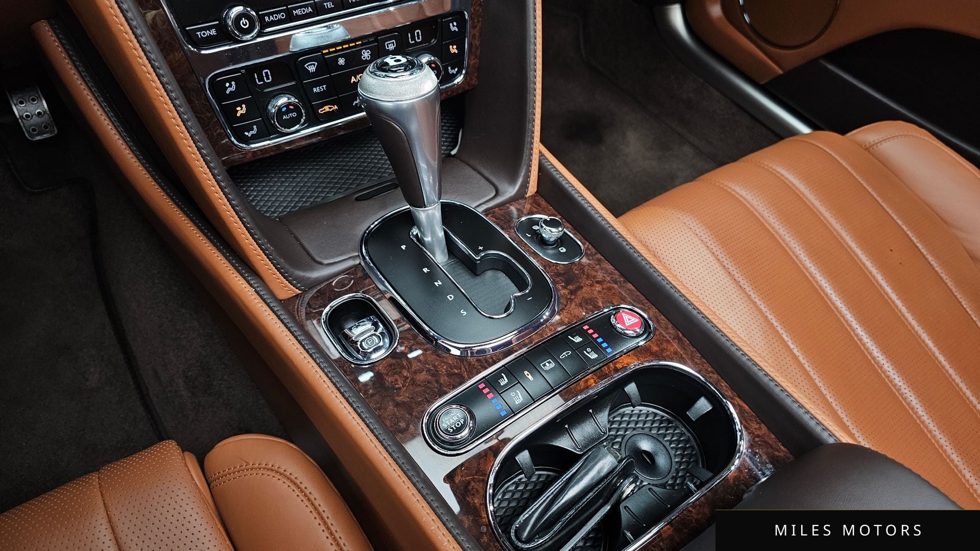 Bentley Flying Spur 2016 — миниатюра 9