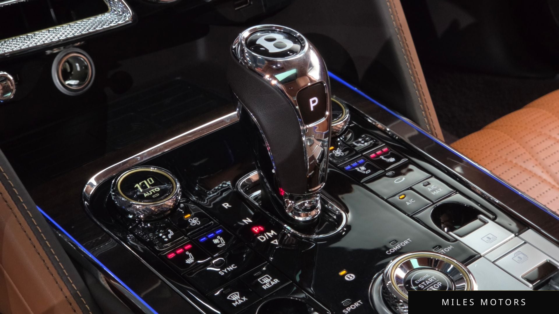 Bentley Flying Spur 2023 — миниатюра 12