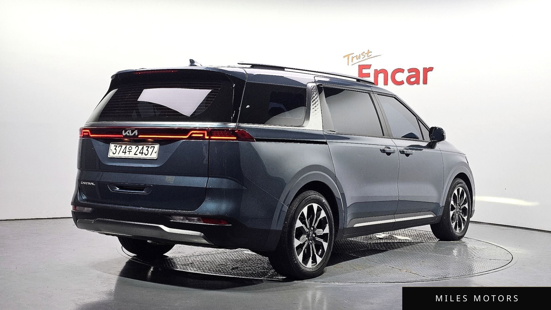 Kia Carnival 2022 — миниатюра 2