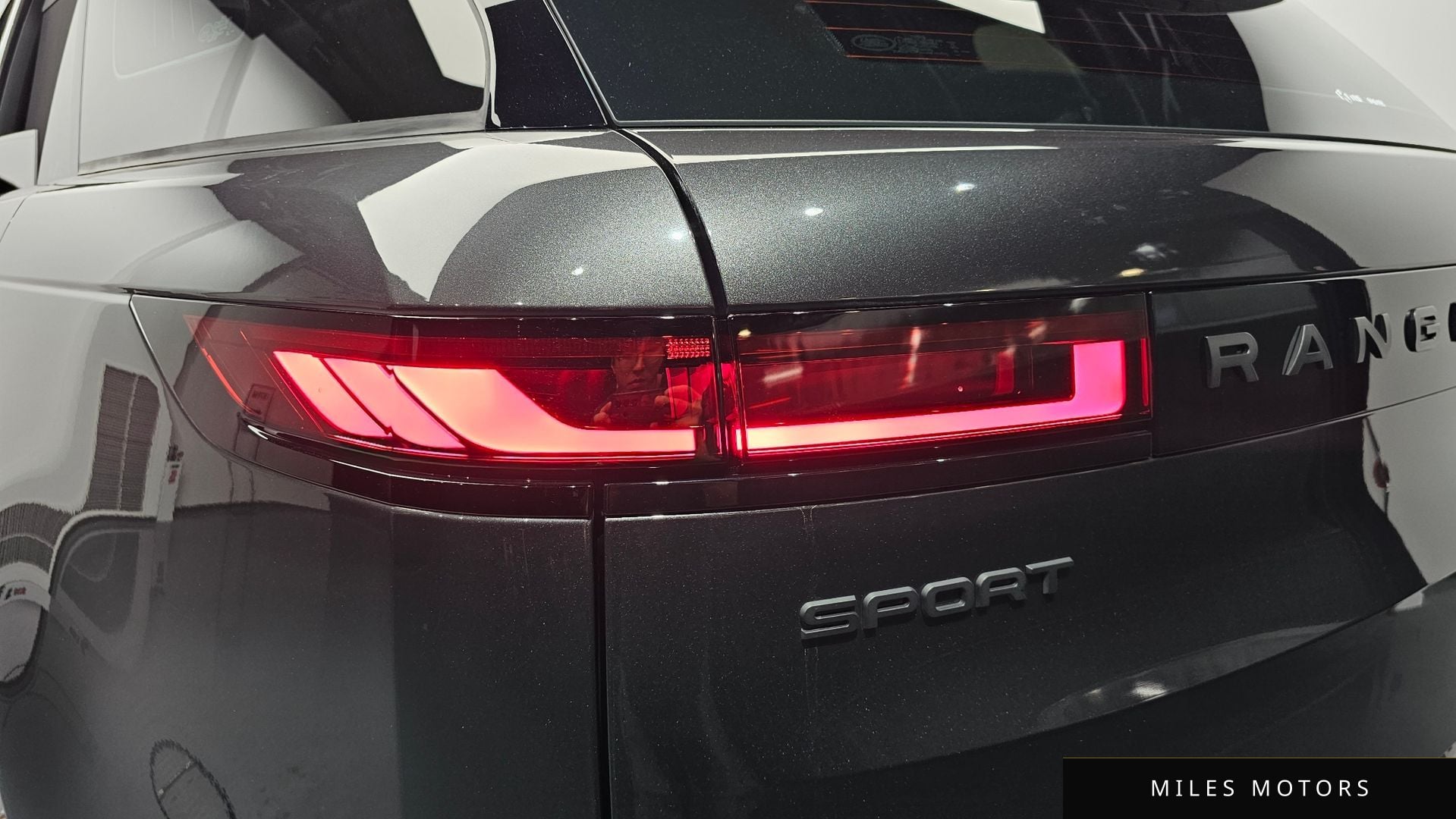 Land Rover Range Rover Sport 2024 — миниатюра 8
