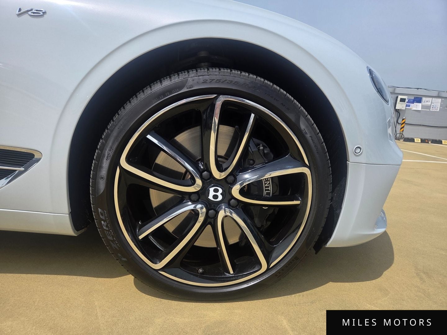 Bentley Continental GT 2022 — миниатюра 5