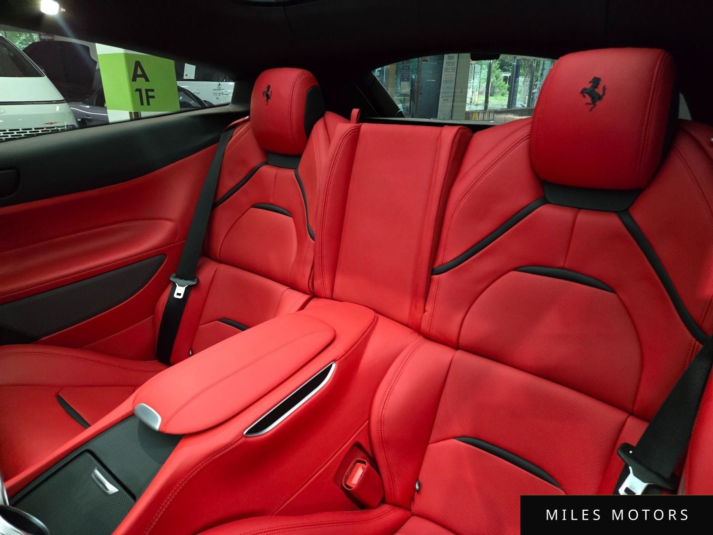 Ferrari GTC4 Lusso 2020 — миниатюра 9