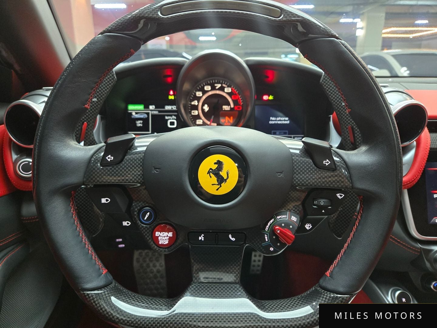 Ferrari GTC4 Lusso 2020 — миниатюра 10