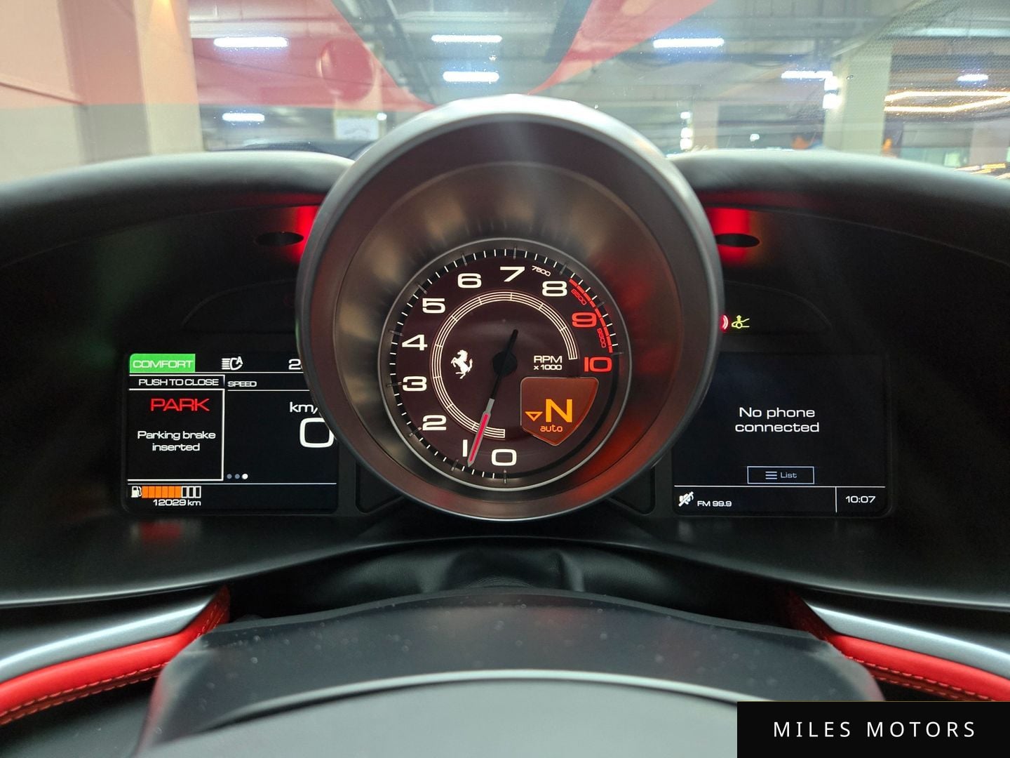 Ferrari GTC4 Lusso 2020 — миниатюра 11