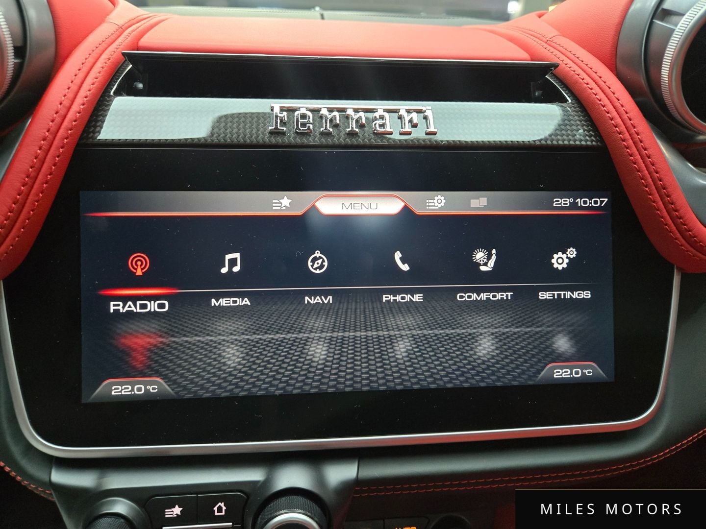 Ferrari GTC4 Lusso 2020 — миниатюра 12