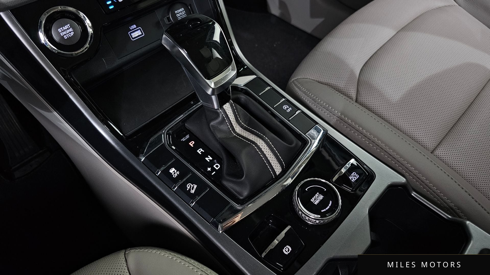 KG Mobility Beautiful Korando 2022 — миниатюра 9