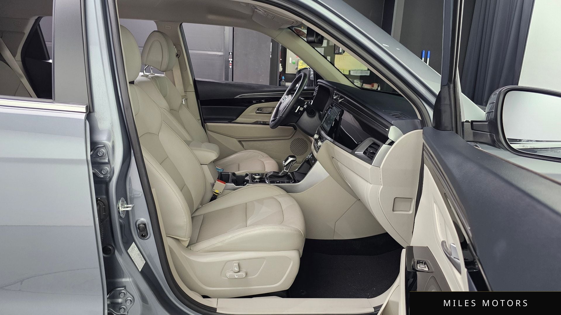 KG Mobility Beautiful Korando 2022 — миниатюра 12
