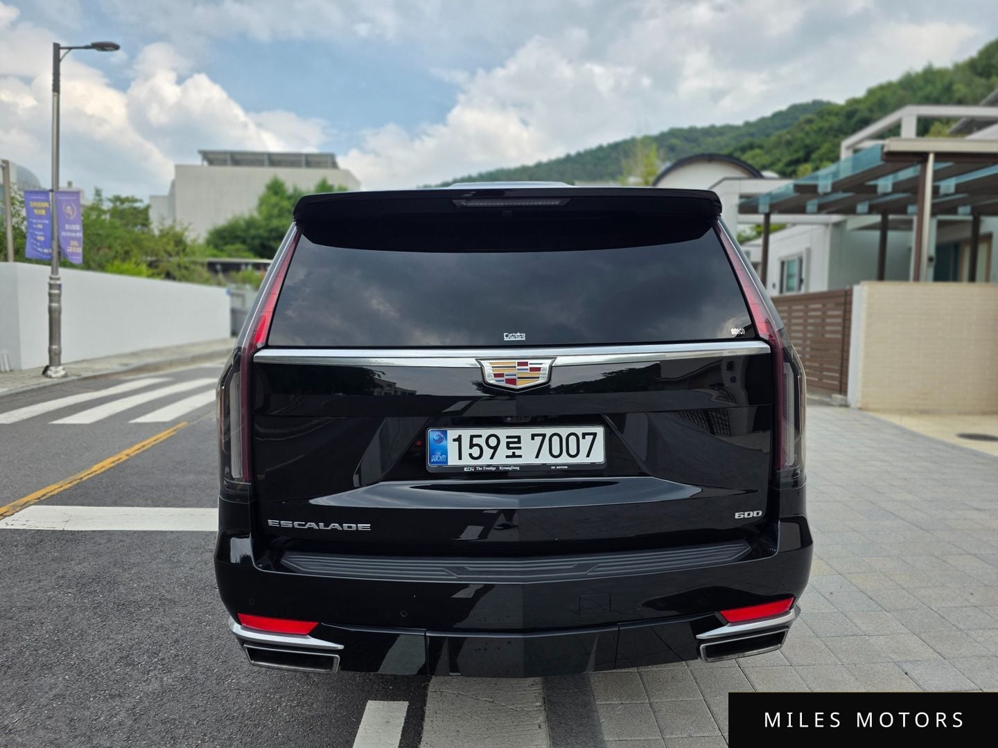 Cadillac Escalade 2021 — миниатюра 8