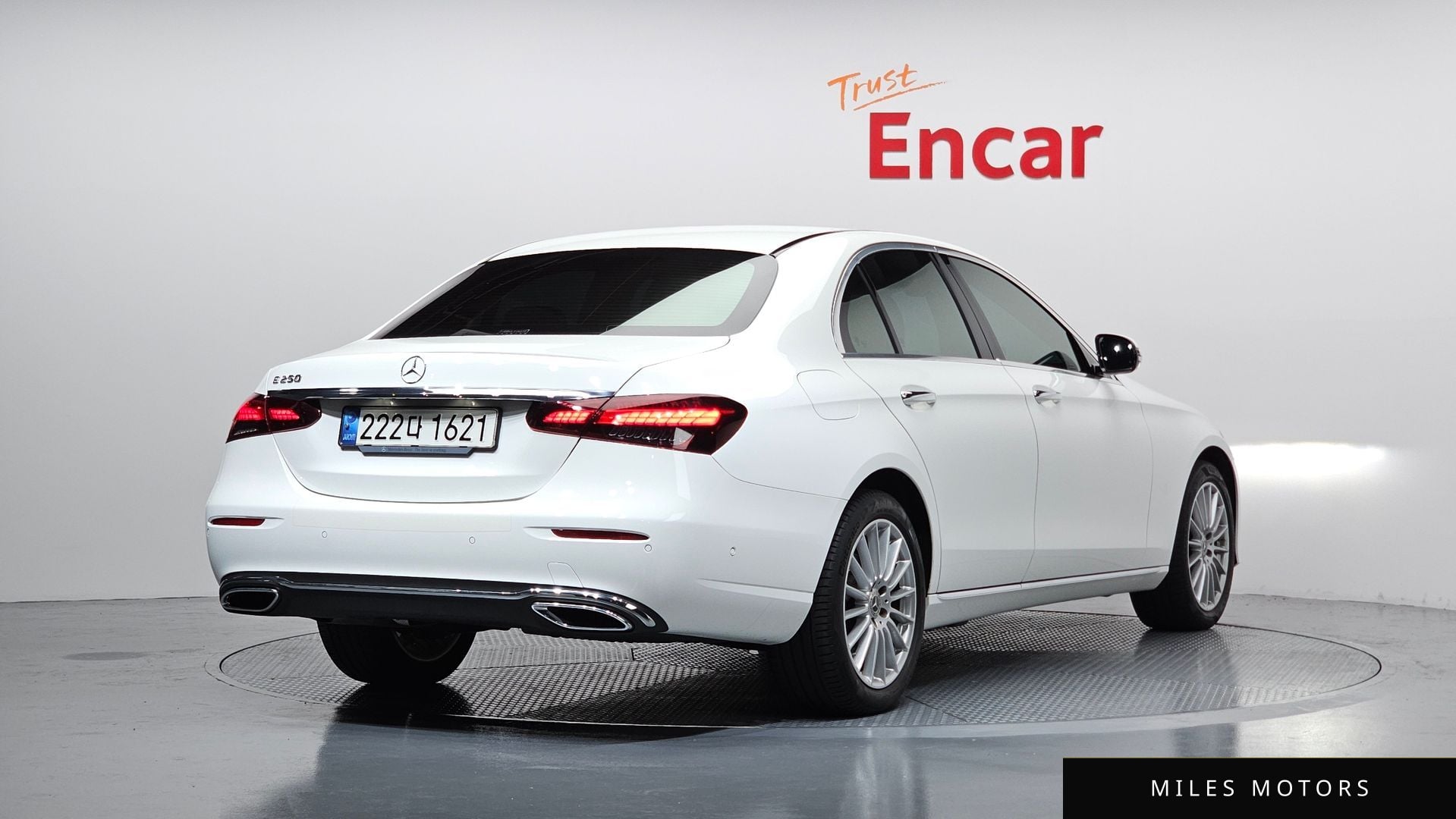 Mercedes-Benz E-Class W213 2021 — миниатюра 2
