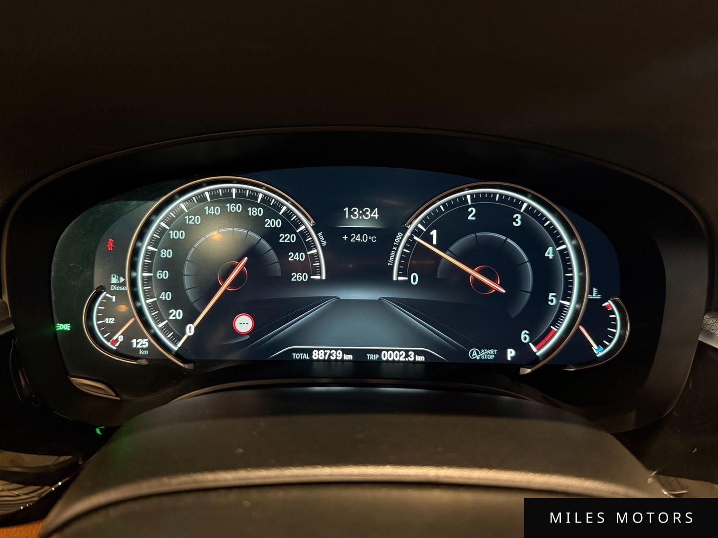 BMW 5 Series (G30) 2018 — миниатюра 11