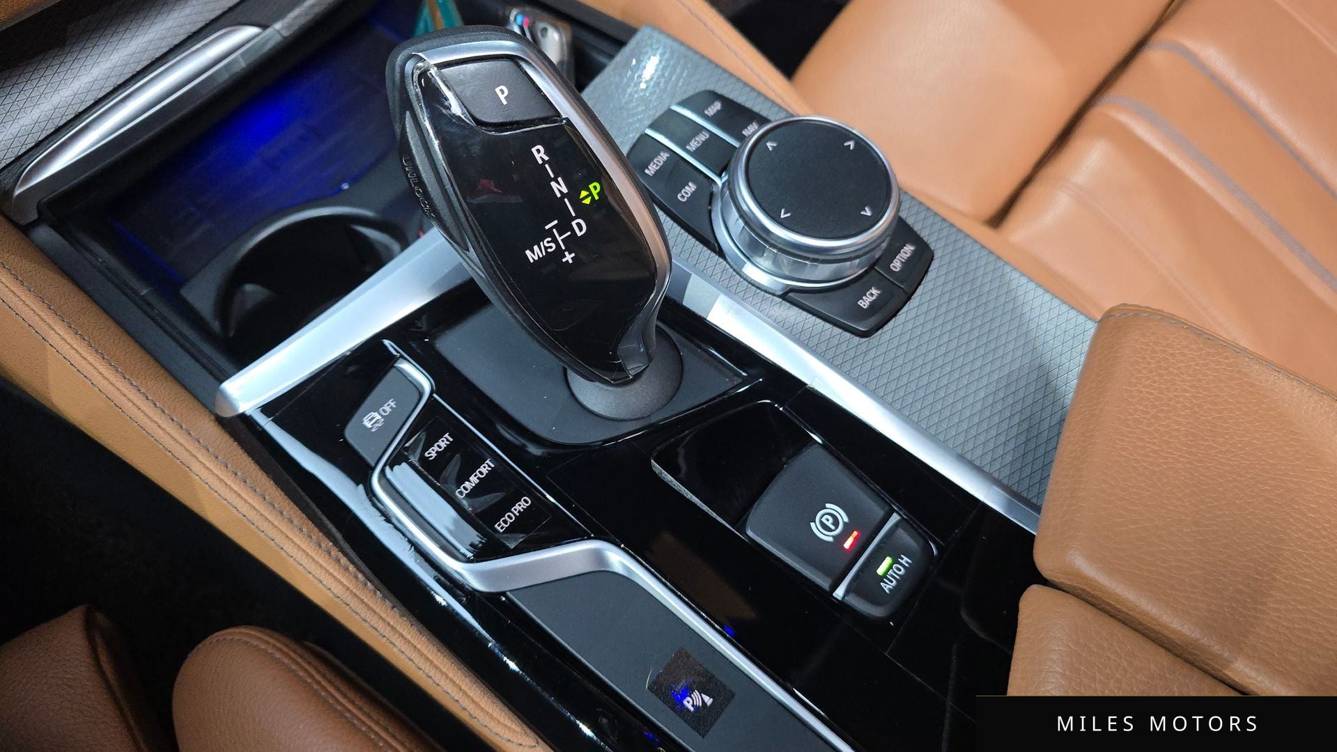 BMW 5 Series (G30) 2018 — миниатюра 12
