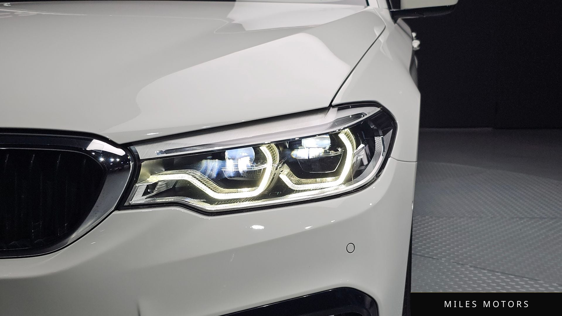 BMW 5 Series (G30) 2018 — миниатюра 8