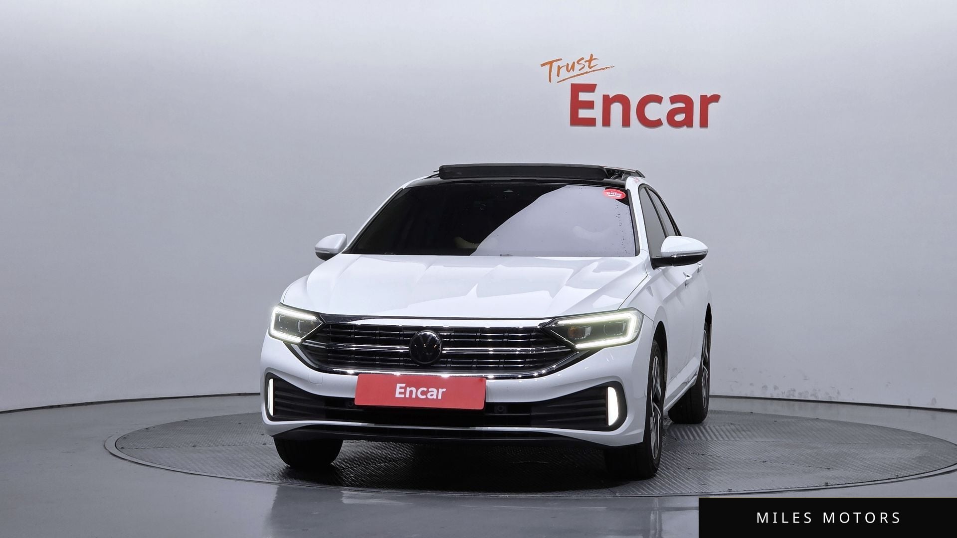 Volkswagen Jetta 2024 — миниатюра 3