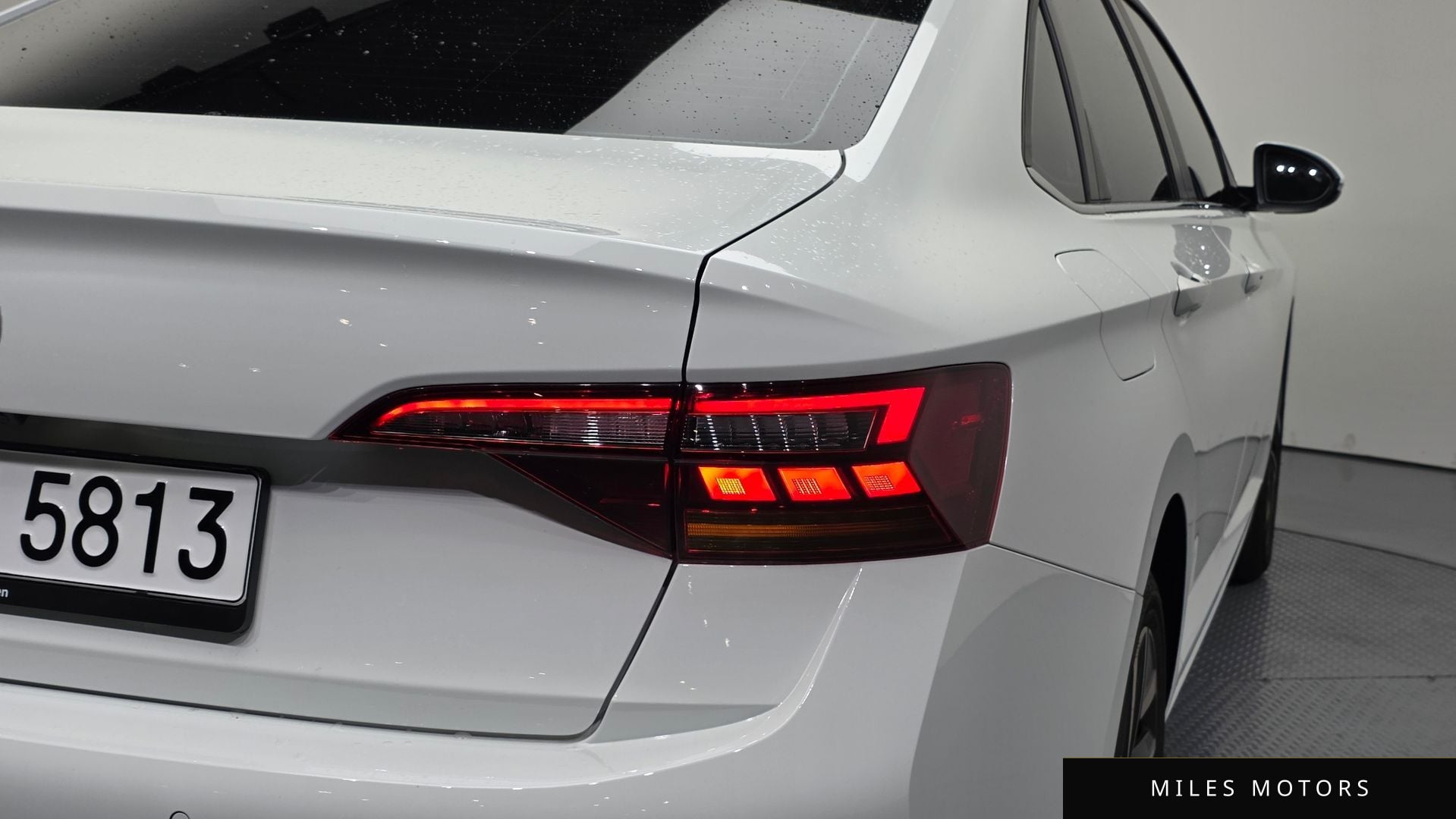 Volkswagen Jetta 2024 — миниатюра 9