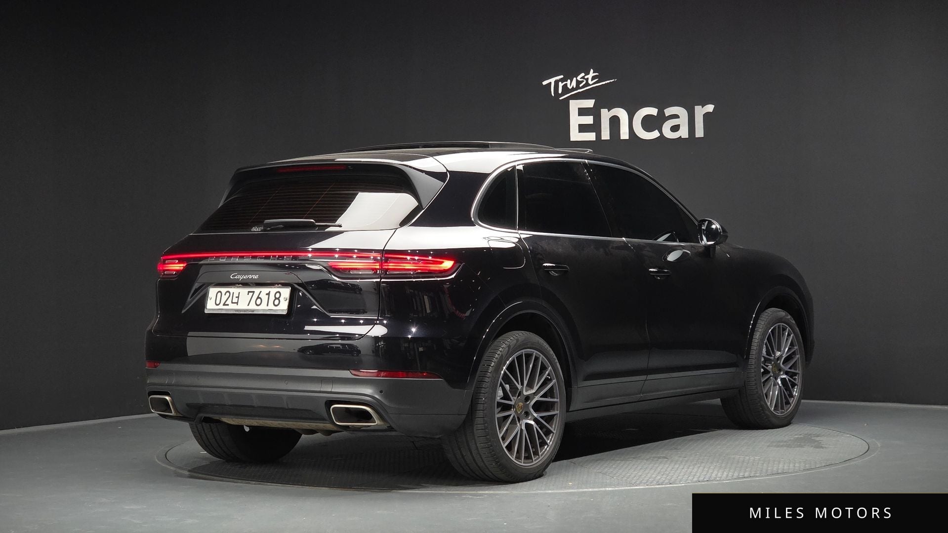 Porsche Cayenne 2019 — миниатюра 2