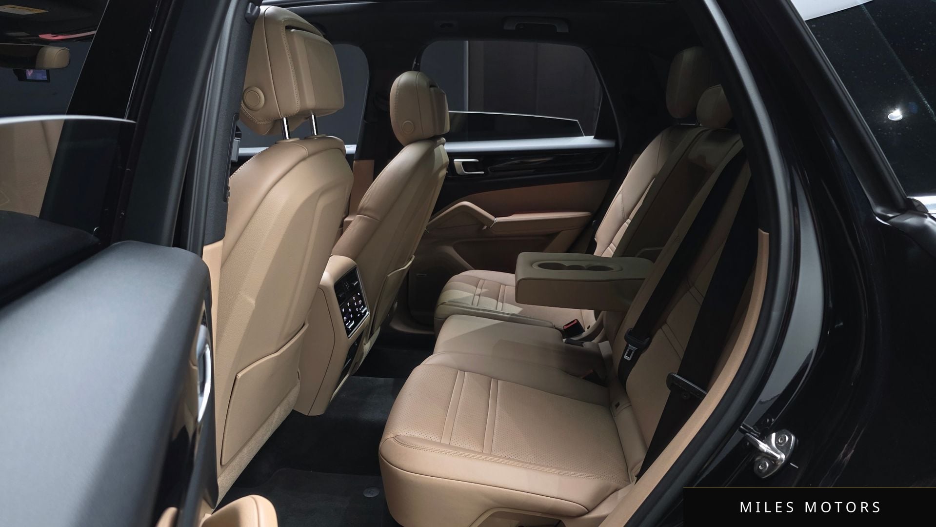 Porsche Cayenne 2019 — миниатюра 11