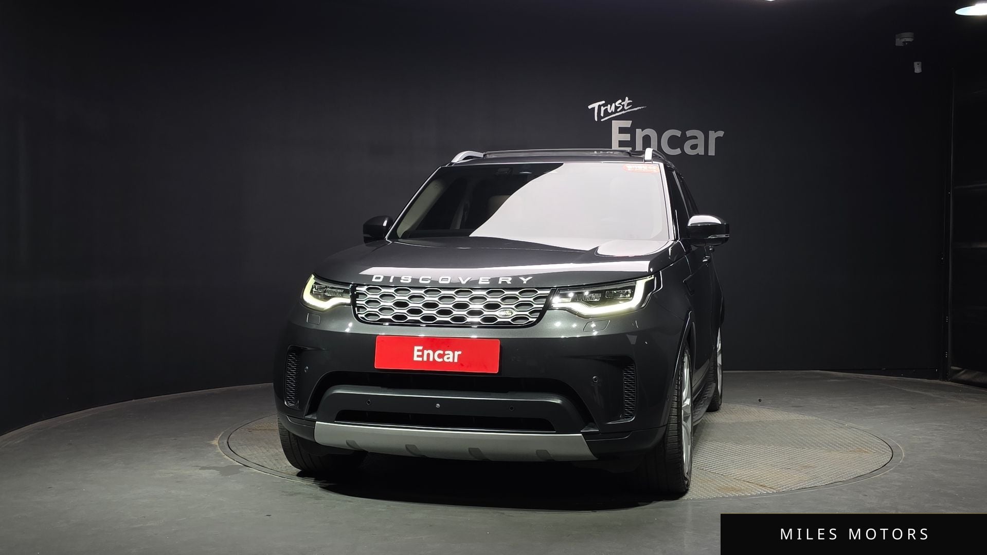 Land Rover Discovery 2022 — миниатюра 2
