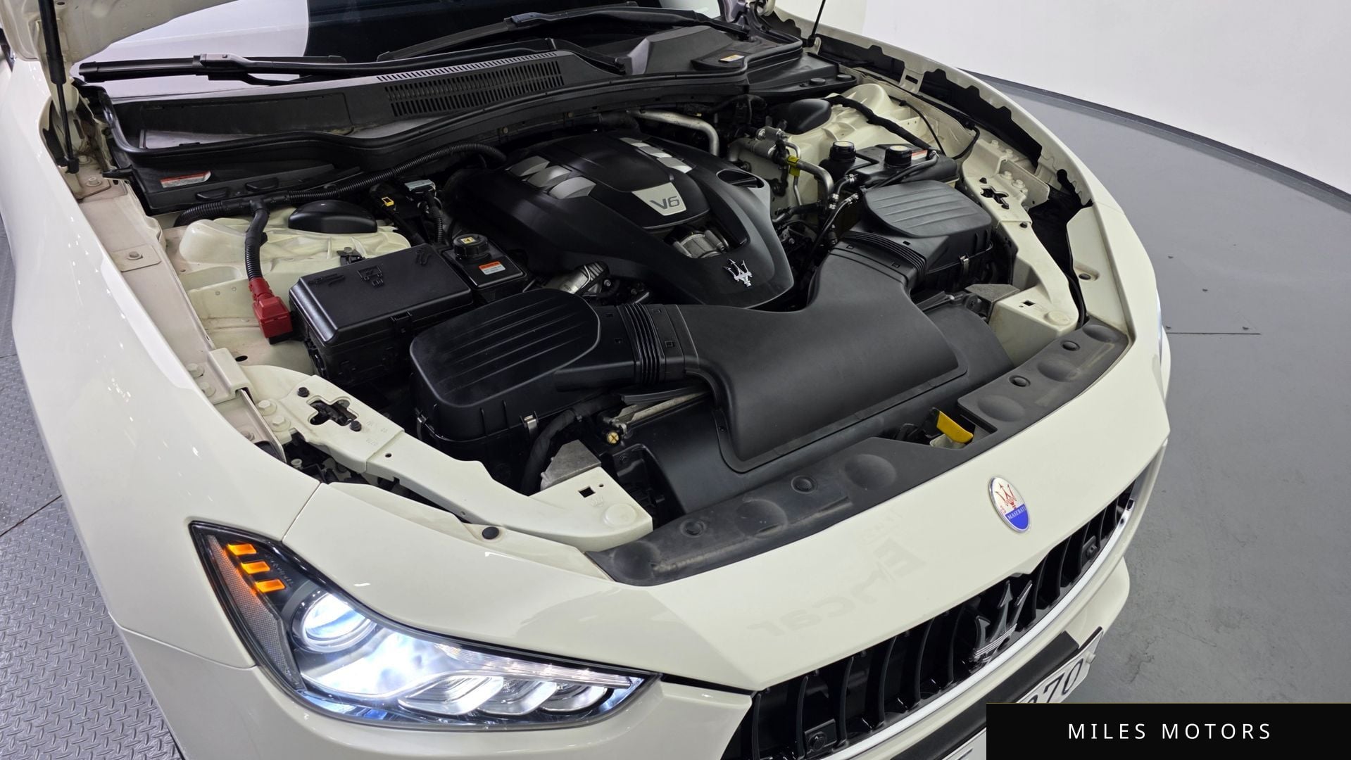 Maserati Ghibli 2014 — миниатюра 5