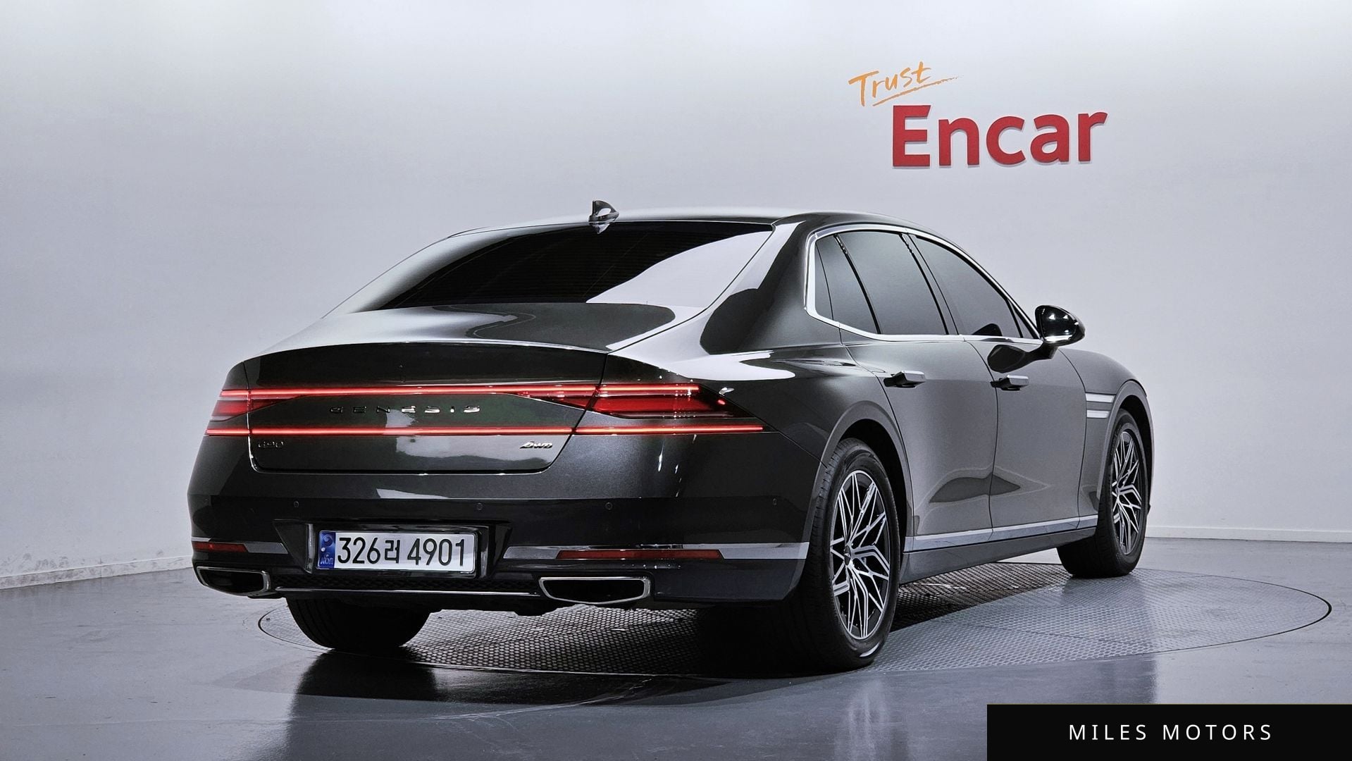 Genesis G90 (RS4) 2022 — миниатюра 2