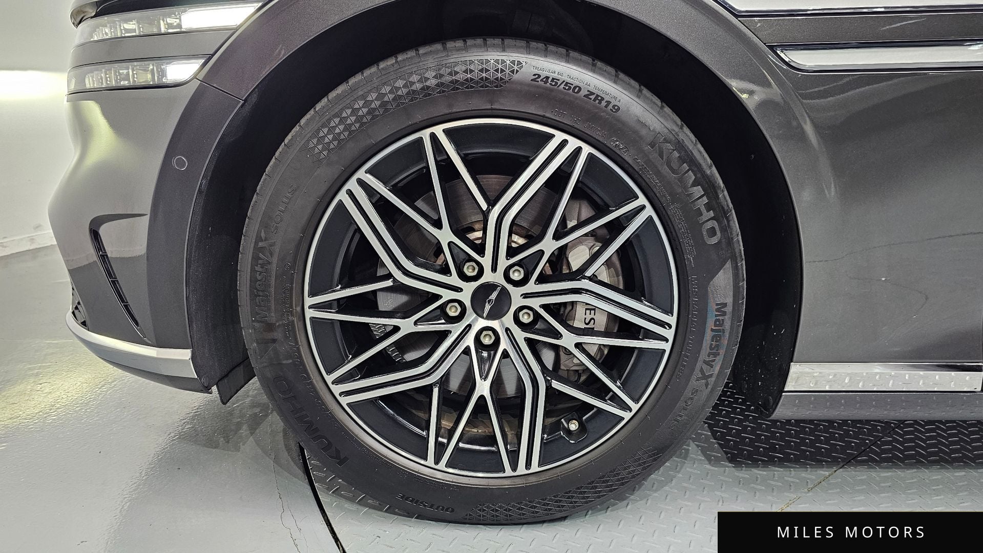 Genesis G90 (RS4) 2022 — миниатюра 5